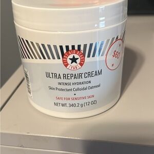 First Aid Beauty Ultra Repair Cream